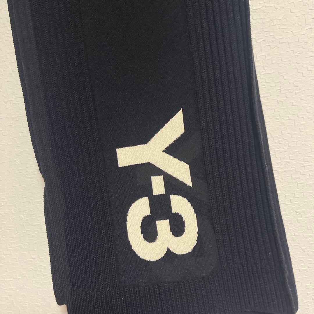 Y-3マフラー