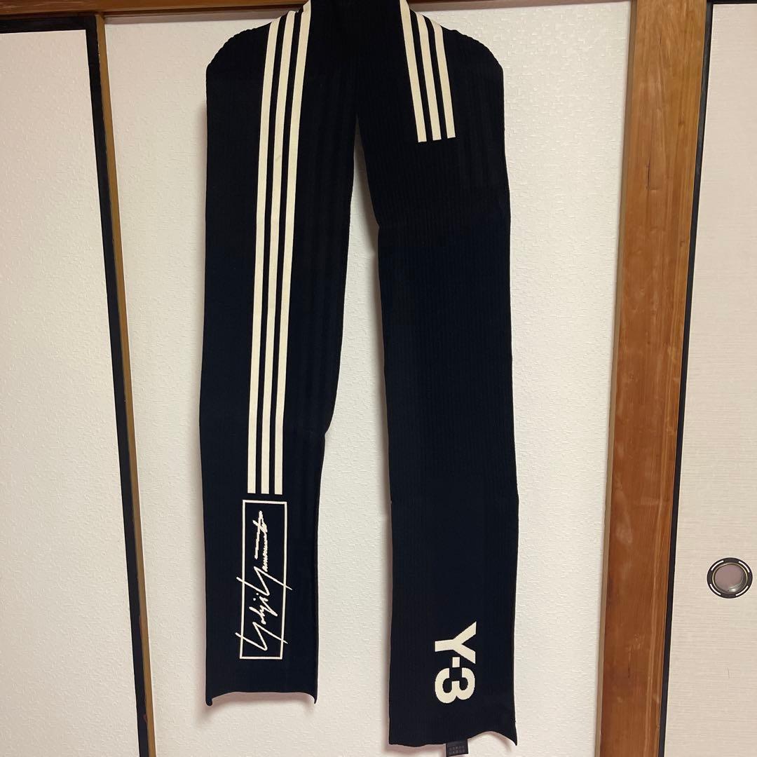 Y-3マフラー