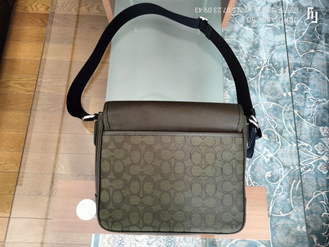【美品！】COACH メンズメッセンジャーバッグ（ オリーブ＆グリーンカラー）