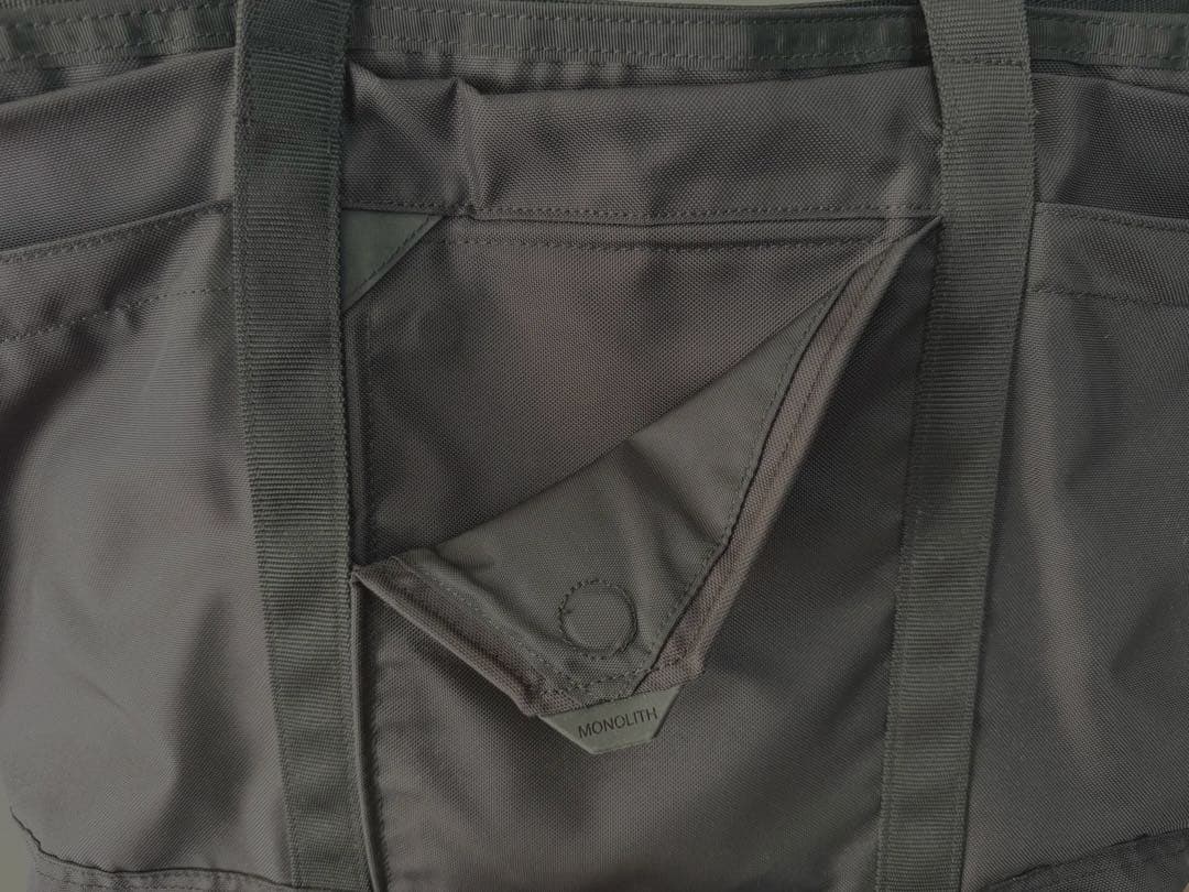 【最終値下げ】MONOLITH TOTE STANDARD
