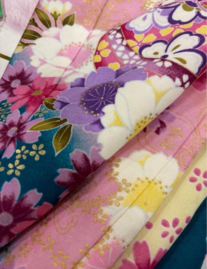 七五三　7歳女の子着物　新品　2点セット　秋桜　鮮やかブルーグリーン　鈴　八重桜