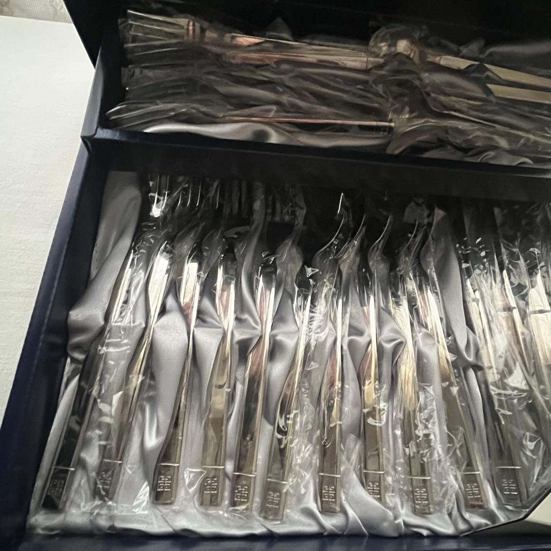 未使用品 GIVENCHY ジバンシイ ジバンシー カトラリー 25本