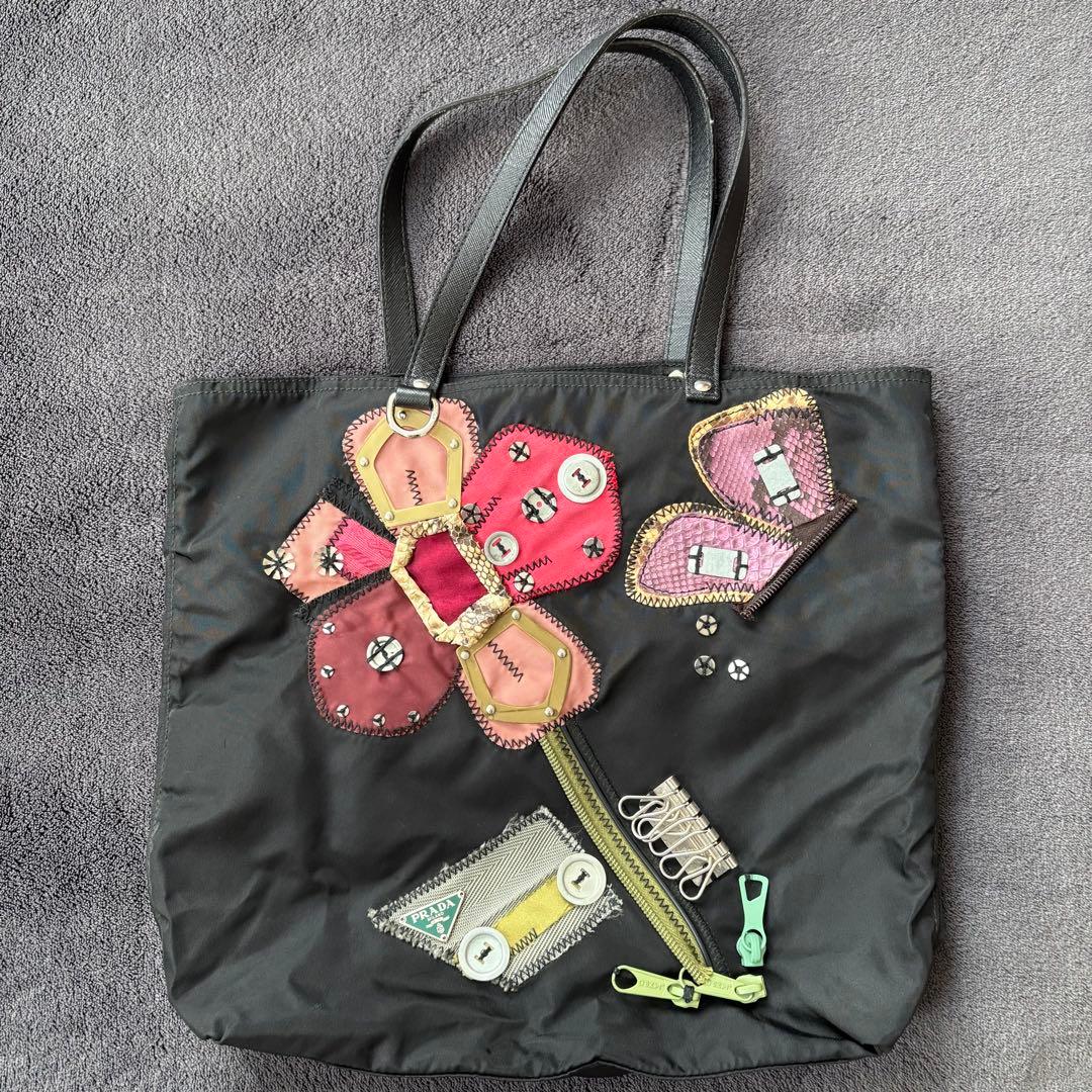 PRADA アート風トートバッグ 黒