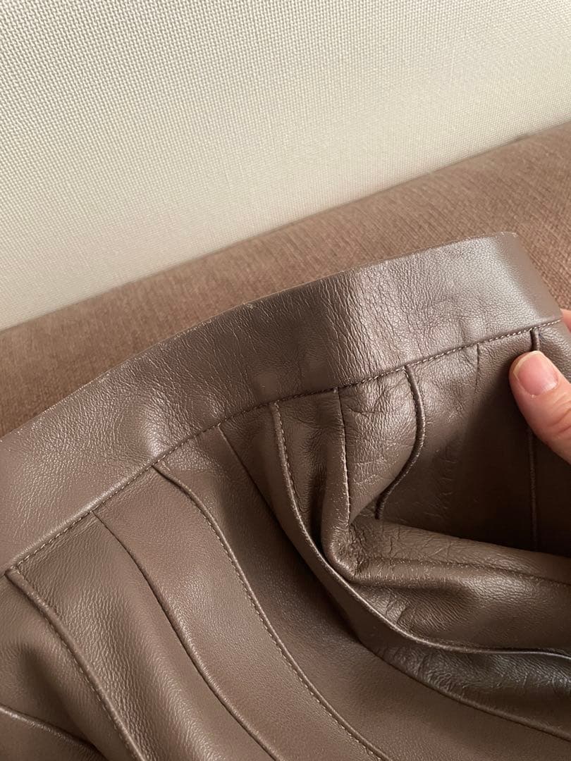 【美品】ebure 本革フレアスカート ベージュ36