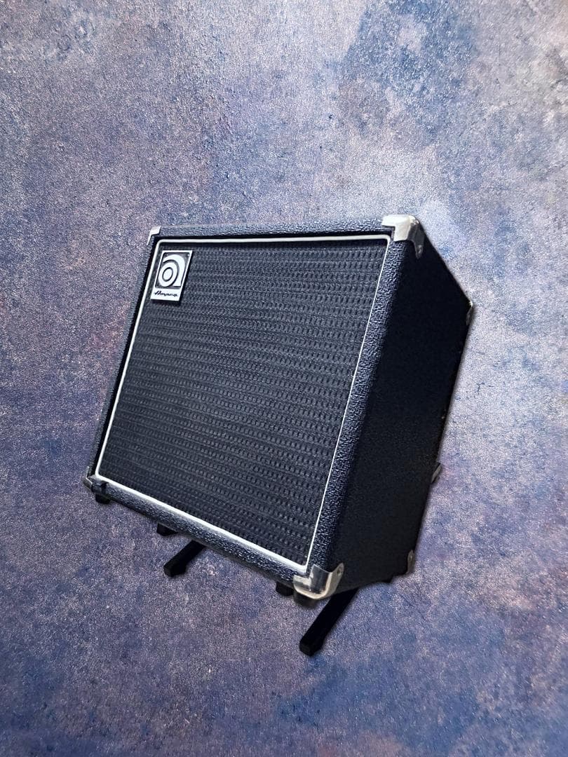 【連休限定値引！】Ampeg BA-108 / ベース用アンプ