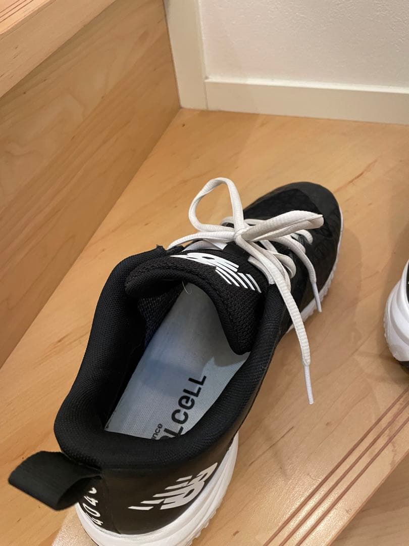 New Balance 4040 トレーニングシューズ ブラック/ホワイト