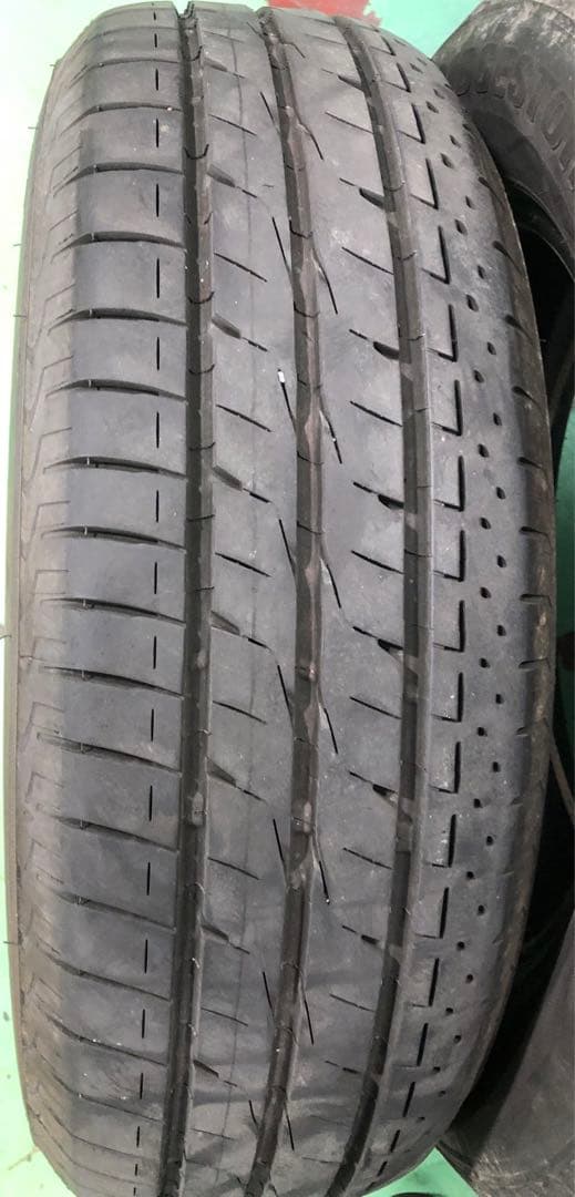 ブリヂストンタイヤ195/65R15中古2本溝あり　ミニバン専用