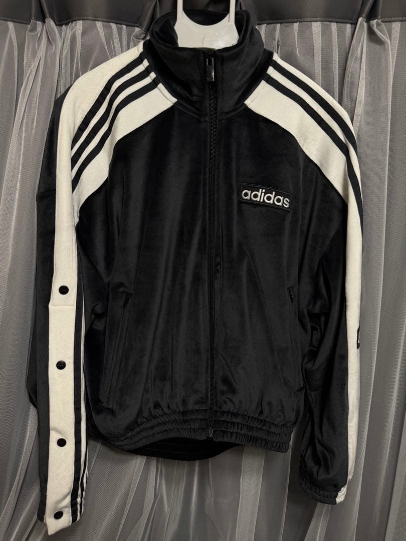 adidas W ADIBREAK VELOUR TT 重盛さと美　Mサイズ