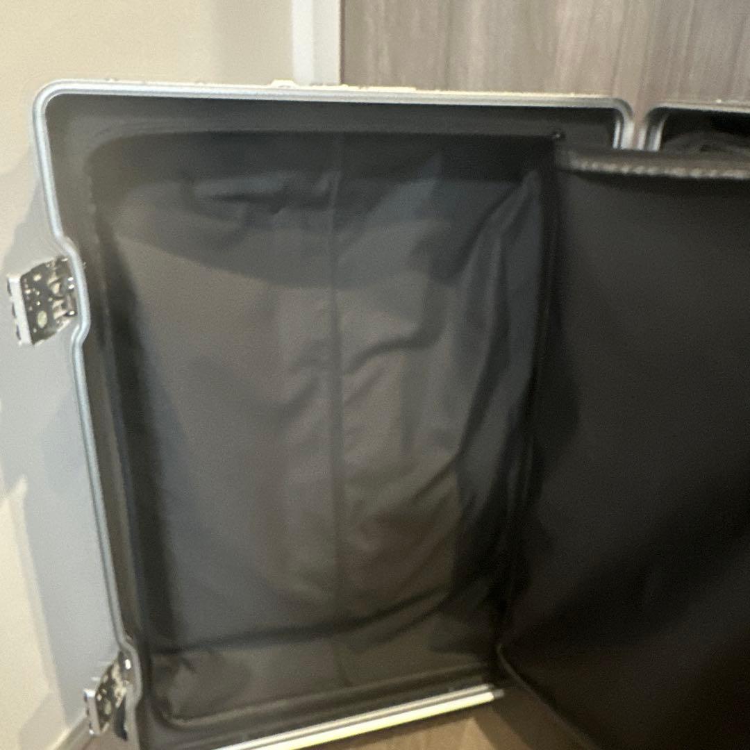 Libetee スーツケース Mサイズ マットシルバー