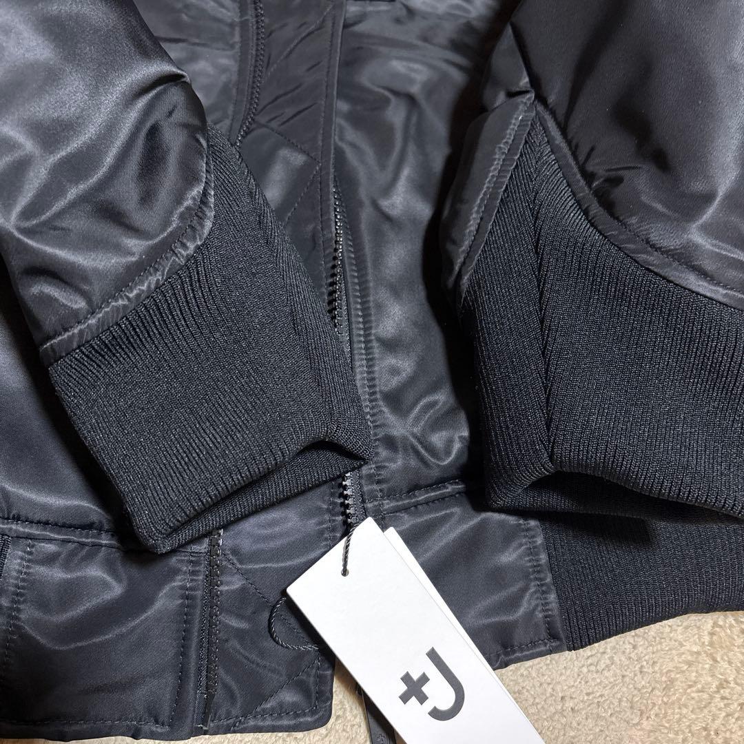 ユニクロ　＋J復刻ハイブリッドダウンオーバーサイズMA-1 L 黒2026年版