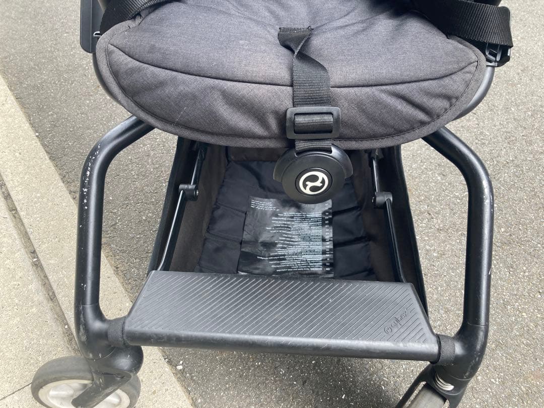 cybex EEZY S Twist カップホルダー&防寒カバー付き　説明書付