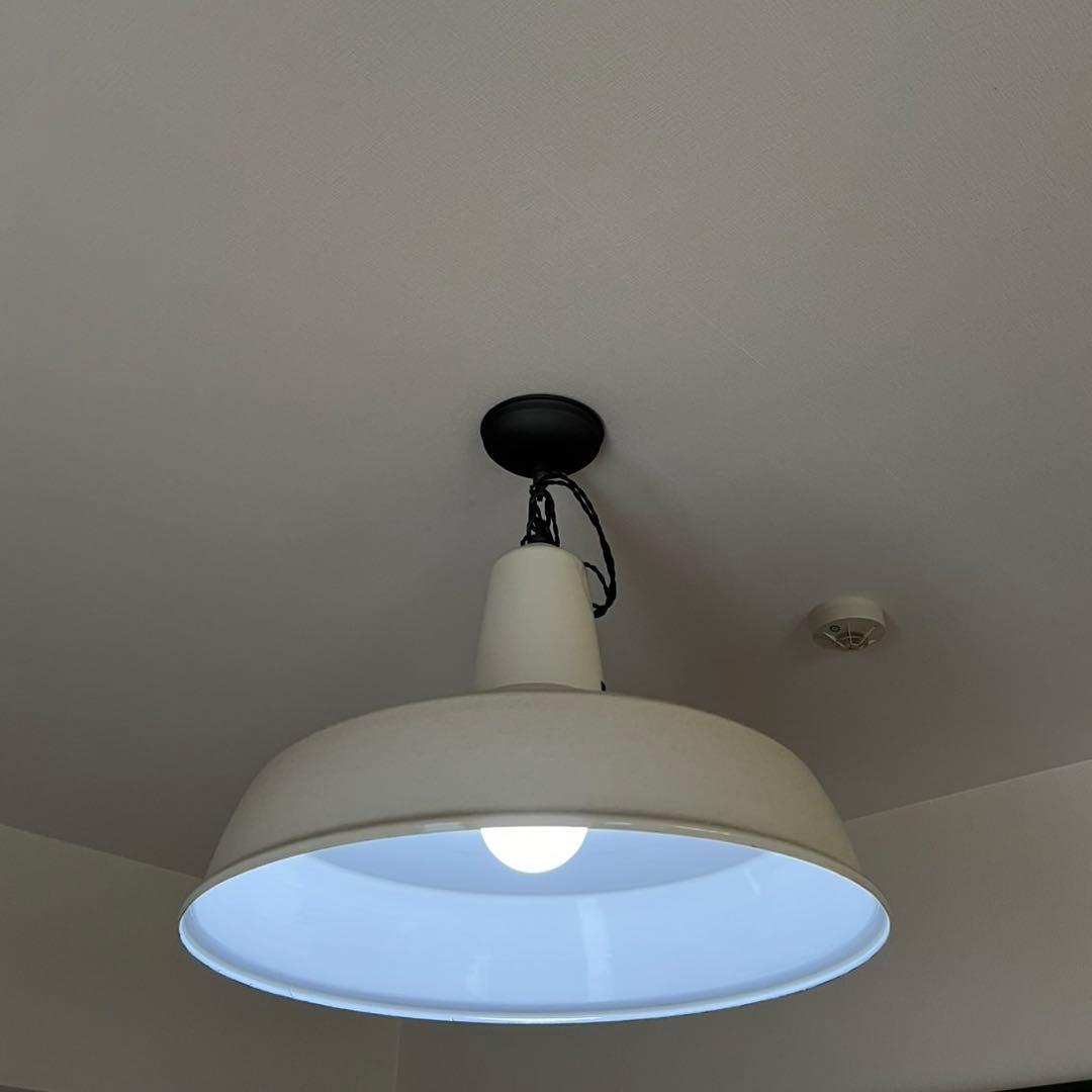 お値下げしました　アートワークスタジオ　クラッシックエナメルペンダント　ホーロー