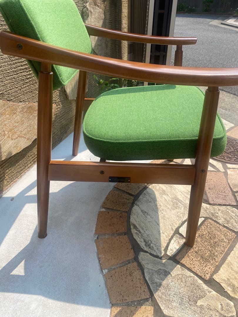 カリモク60 Dチェア　美品　タープグリーン　1脚