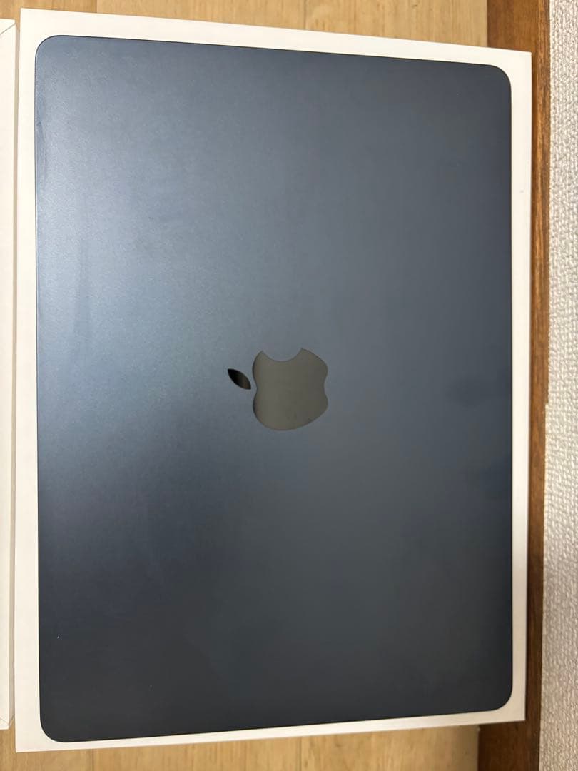 バッテリー新品同様 M2 Macbook Air 13インチ　A2681 256