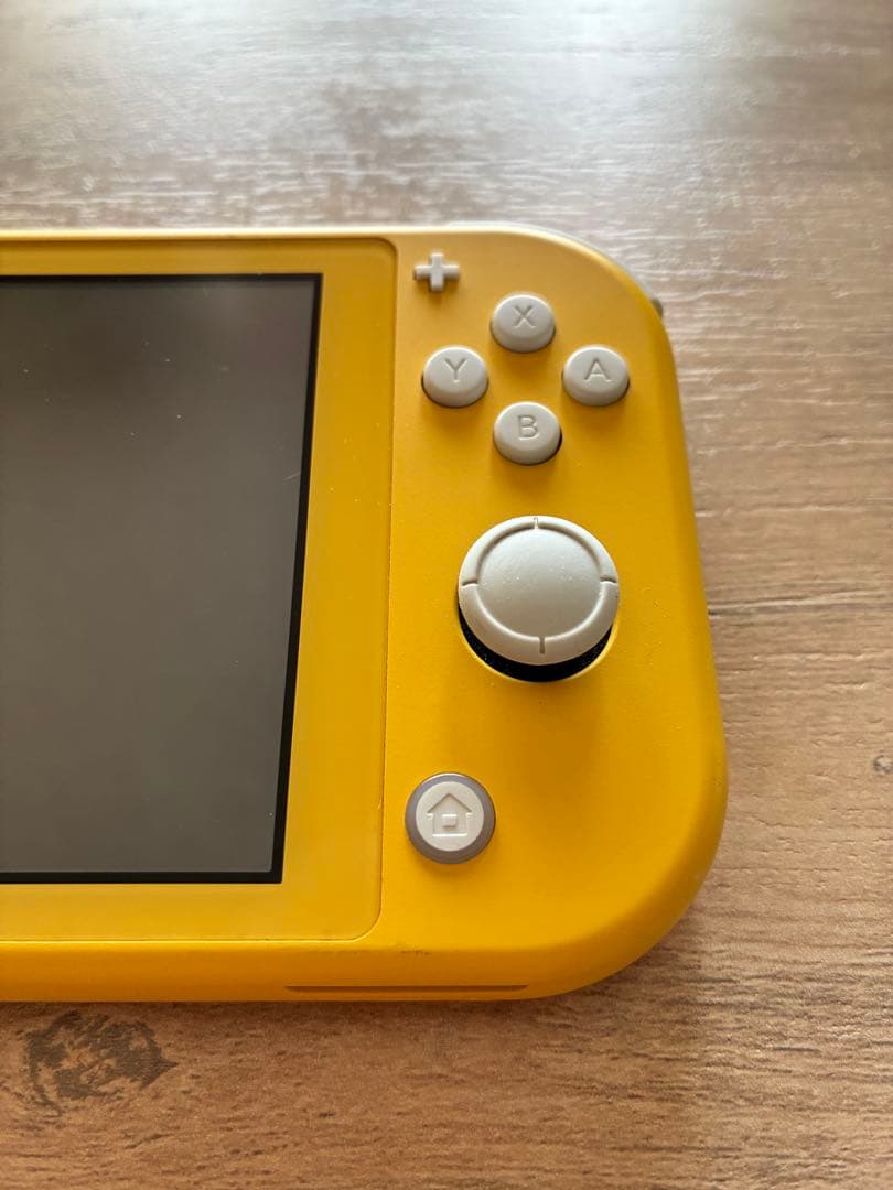 Nintendo Switch Lite イエロー 本体＋充電ケーブル