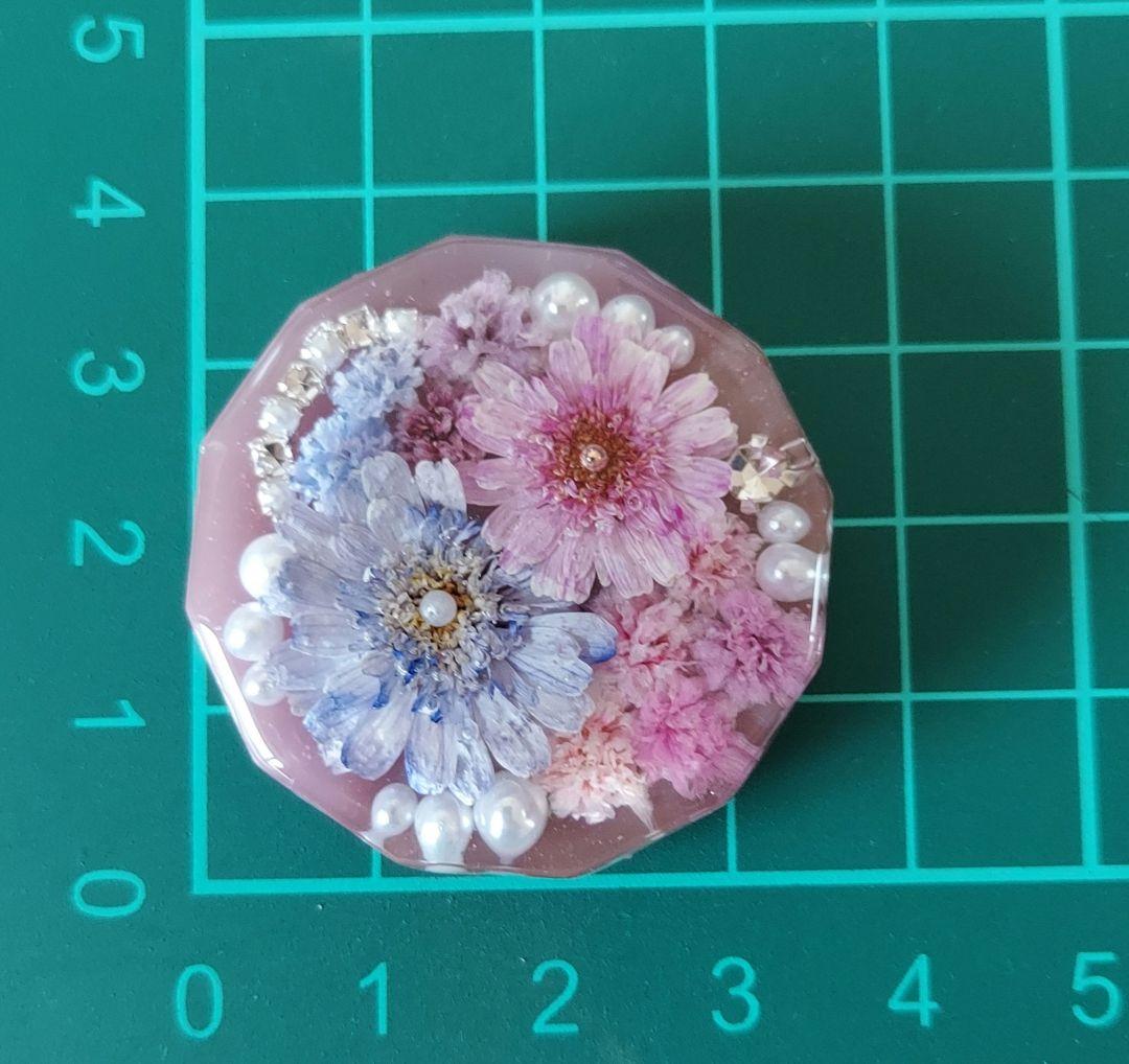 【1651】レジン　マトリカリア　ヘアゴム　ポニーフック　ブロ―チ　ハンドメイド