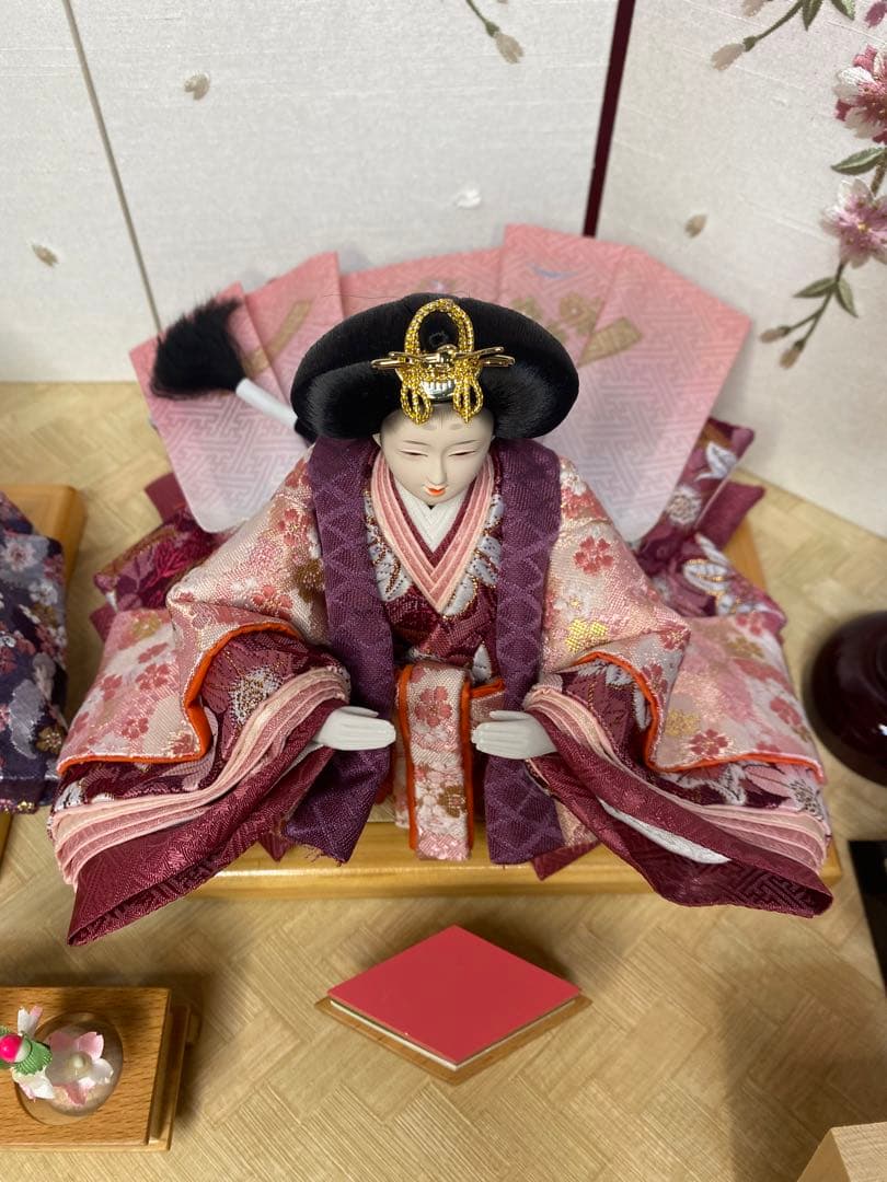 雛人形　親王飾り総檜造り収納セット・サイズ間口約５５×奥行約３３×高さ約４８㎝