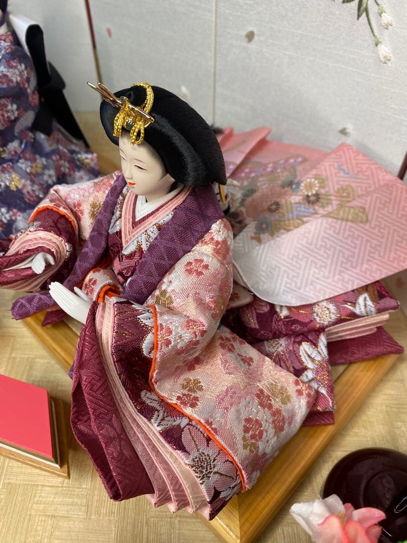雛人形　親王飾り総檜造り収納セット・サイズ間口約５５×奥行約３３×高さ約４８㎝
