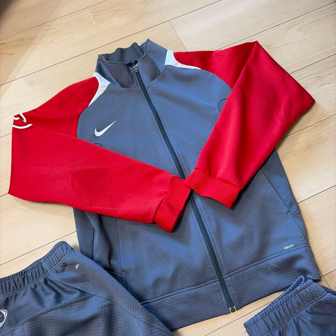 ナイキ　Nike ジャージセット T90 トータル90