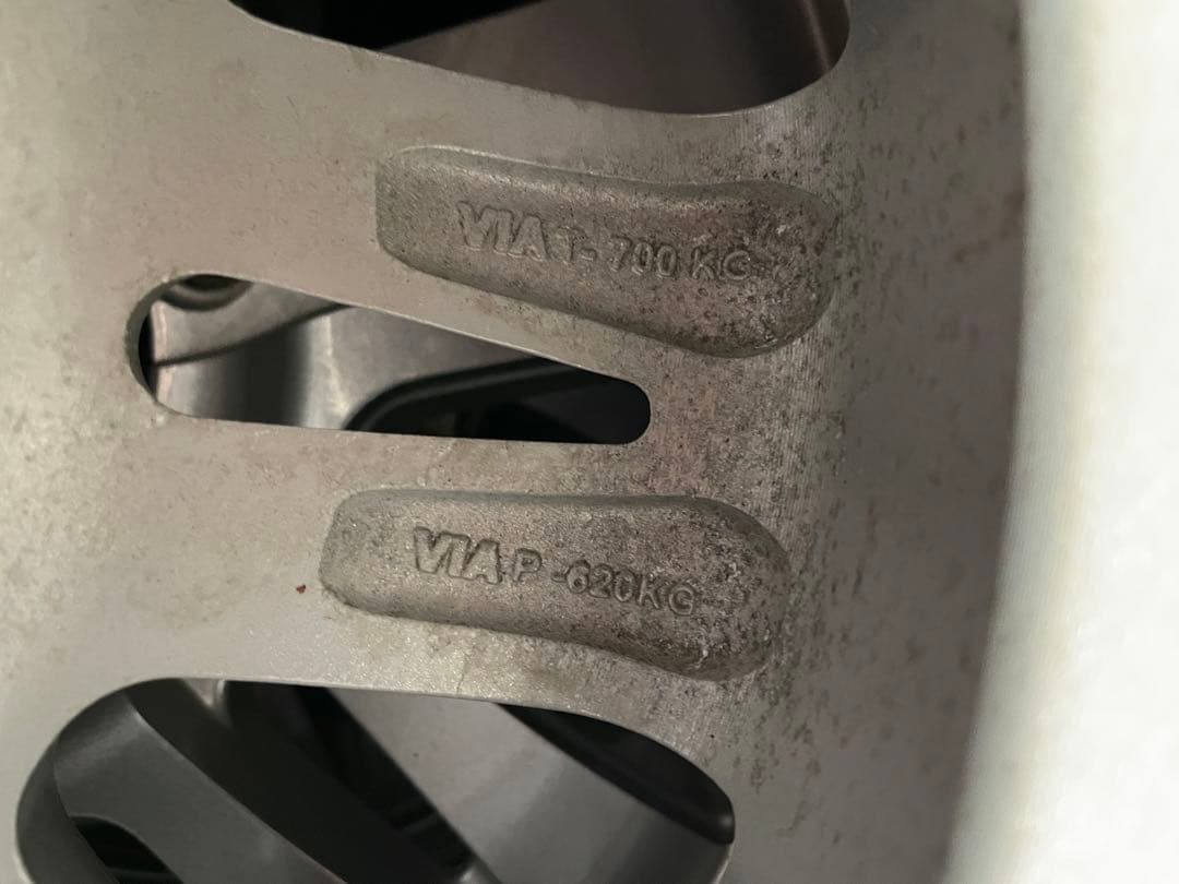 ジムニー用ブリザック スタッドレスタイヤ 175/80R16 ホイール4本セット