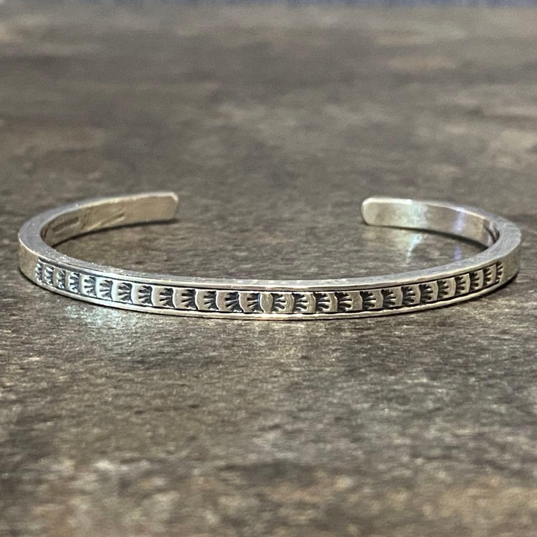 NORTH WORKS シルバー ネイティブ スタンプワーク バングル