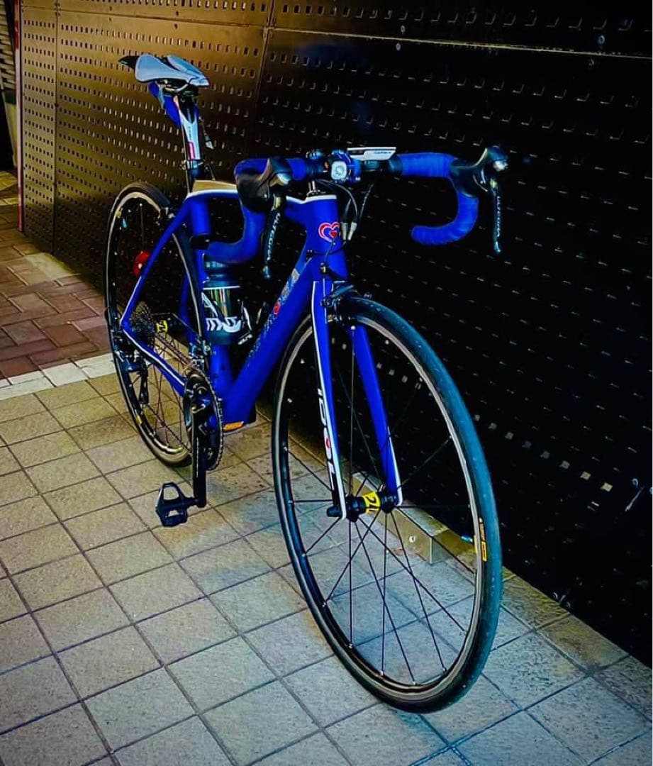 Ao デローザアイドル