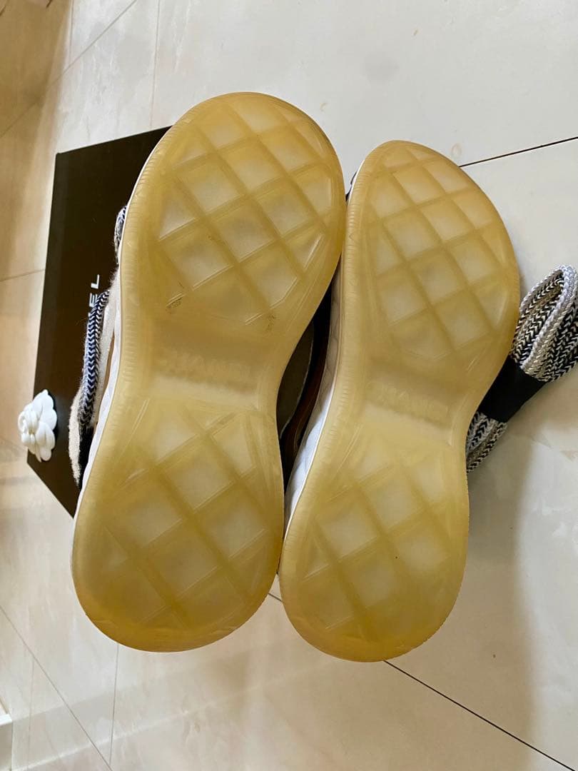 美品 シャネル ムートン ハイカット スニーカー 36 23cm CHANEL