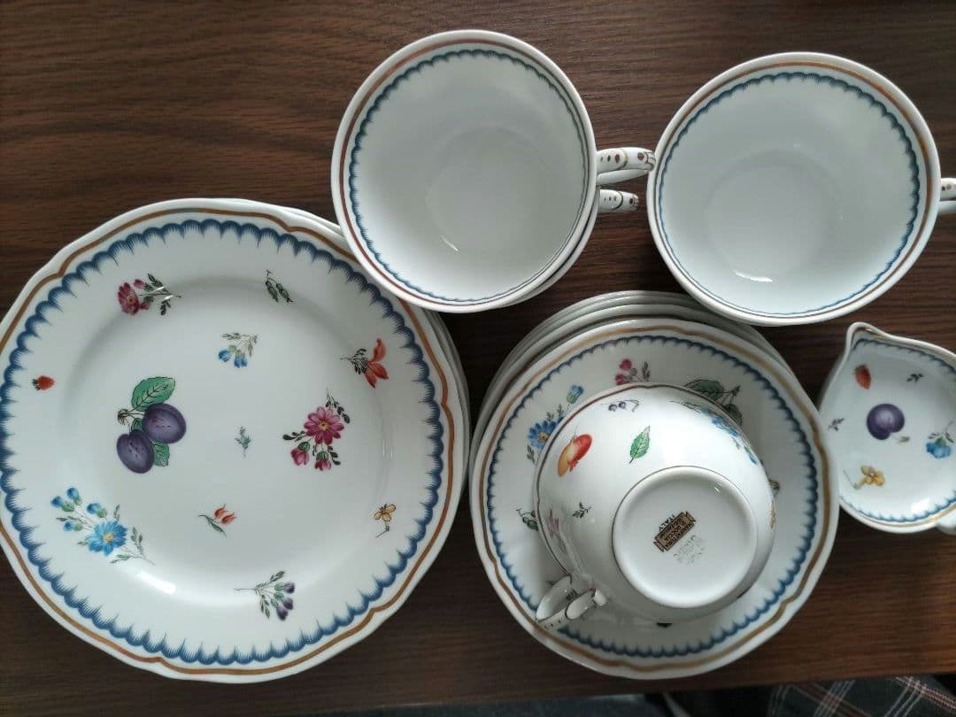 リチャードジノリ　カップ&ソーサーほか