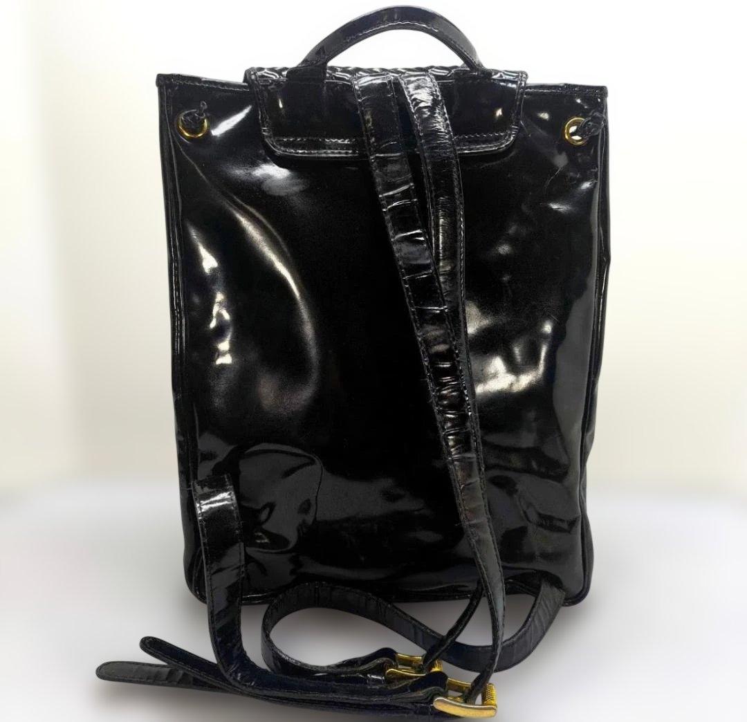 BOTTEGA VENETA イントレチャート リュック 黒 ボッデガヴェネタ