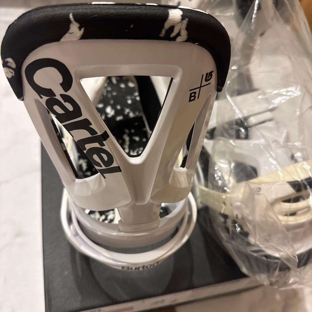 Burton Cartel Mサイズ ホワイト ビンディング