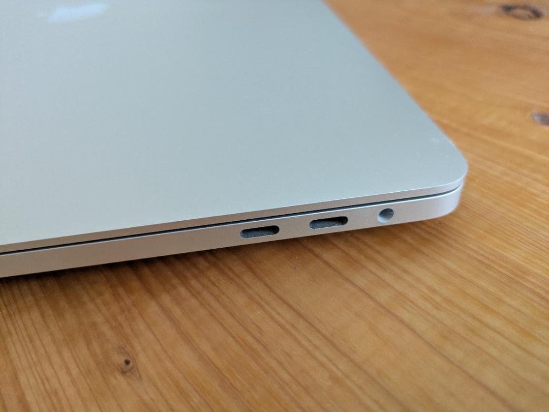 MacBook Pro 16インチ(Corei9・メモリ64GB) 2019年