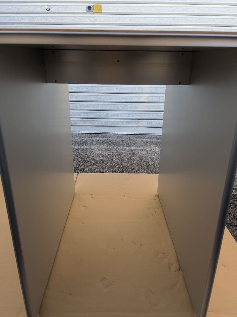 カッシーナ　イクスシー　エアフレーム　サイドテーブル