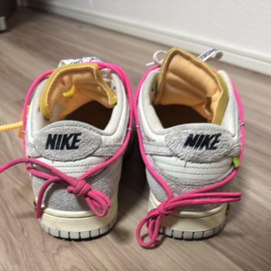 Off-White × Nike Dunk Low