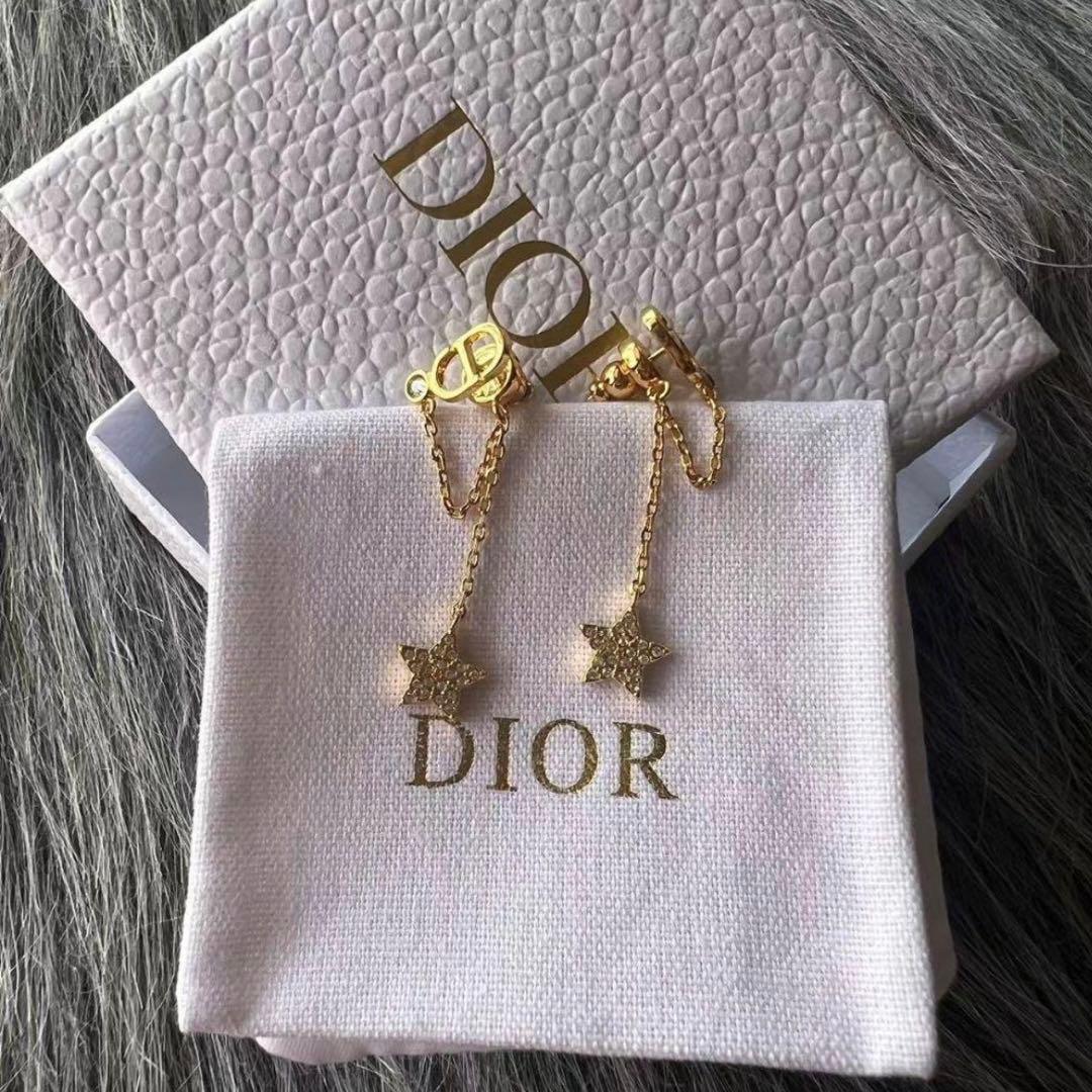 Diorディオール　PETITCDピアス　ゴールド　スター チェ