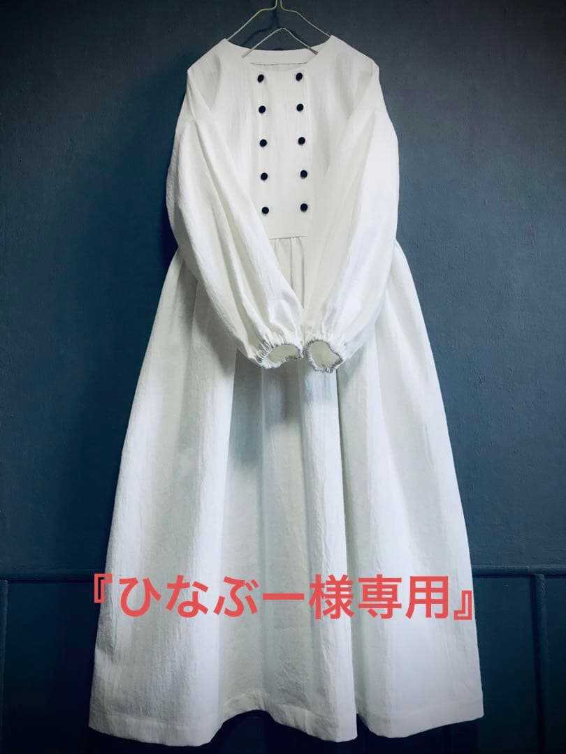 Wボタンギャザーワンピース　コットンリネン