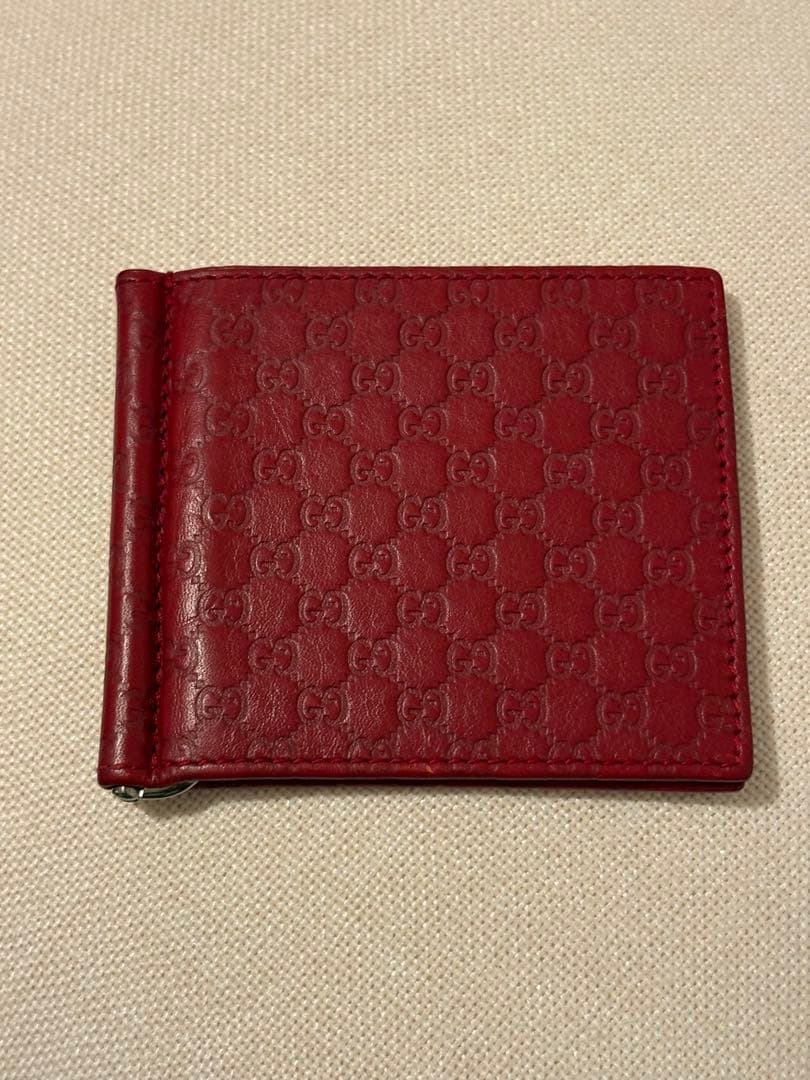 GUCCI 二つ折り財布 レッド マネークリップ ロゴ型押し