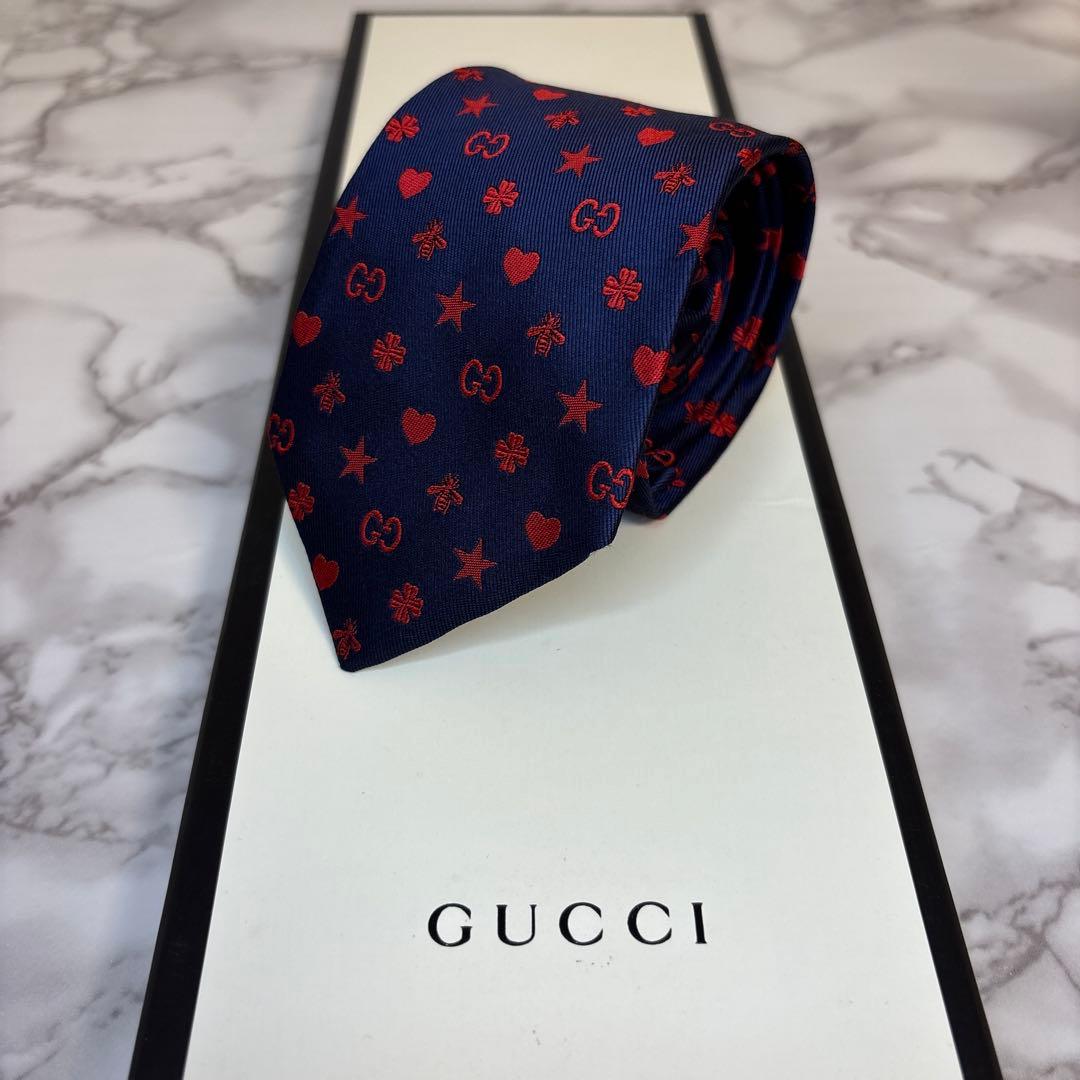 【極美品✨】GUCCI ネクタイ　ネイビー　レッド　ビー　蜂　GG 赤　紺　刺繍