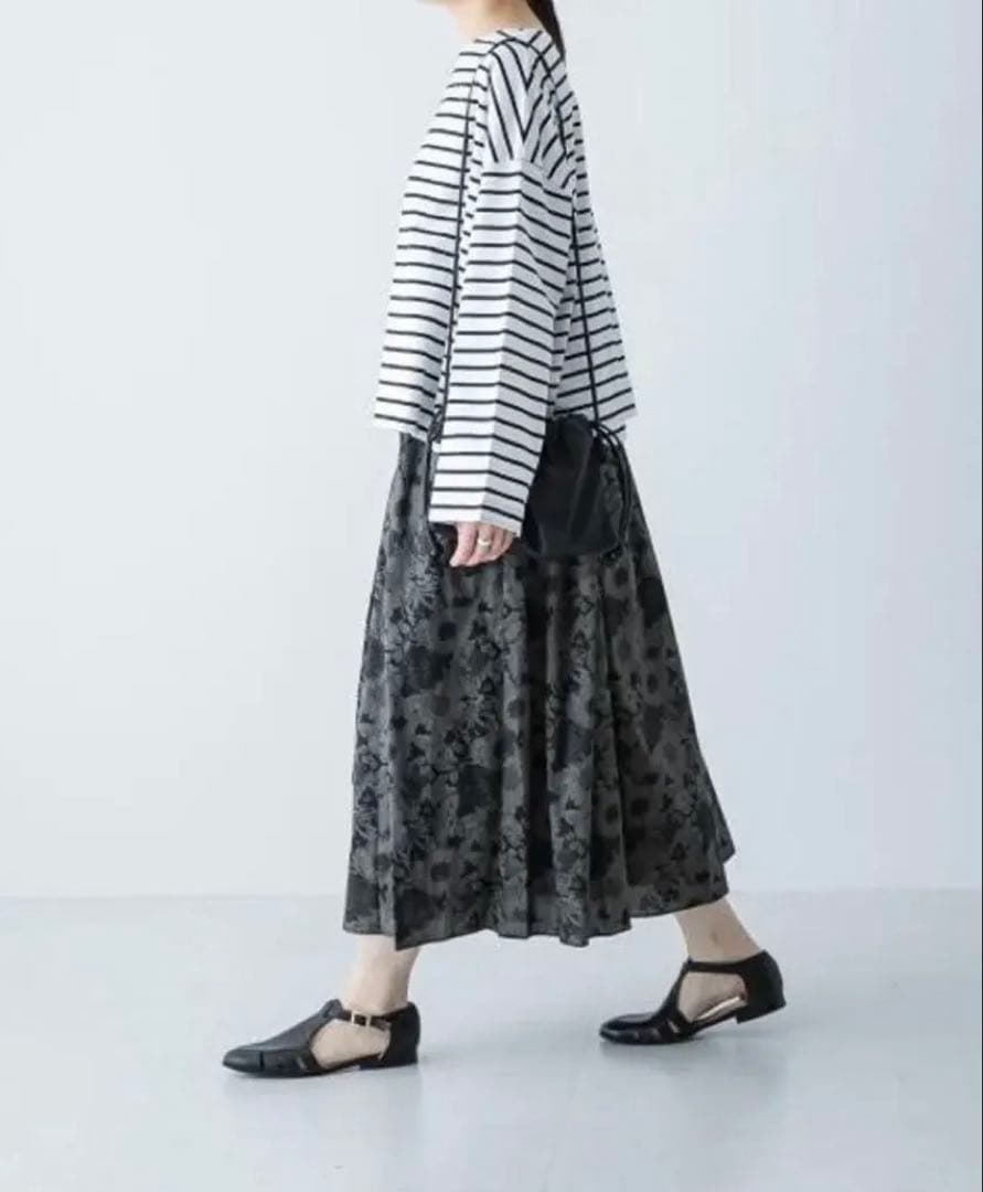 美品✨かぐれ　リバティ　DUNCLARE　アーバンリサーチ サイズ フリー