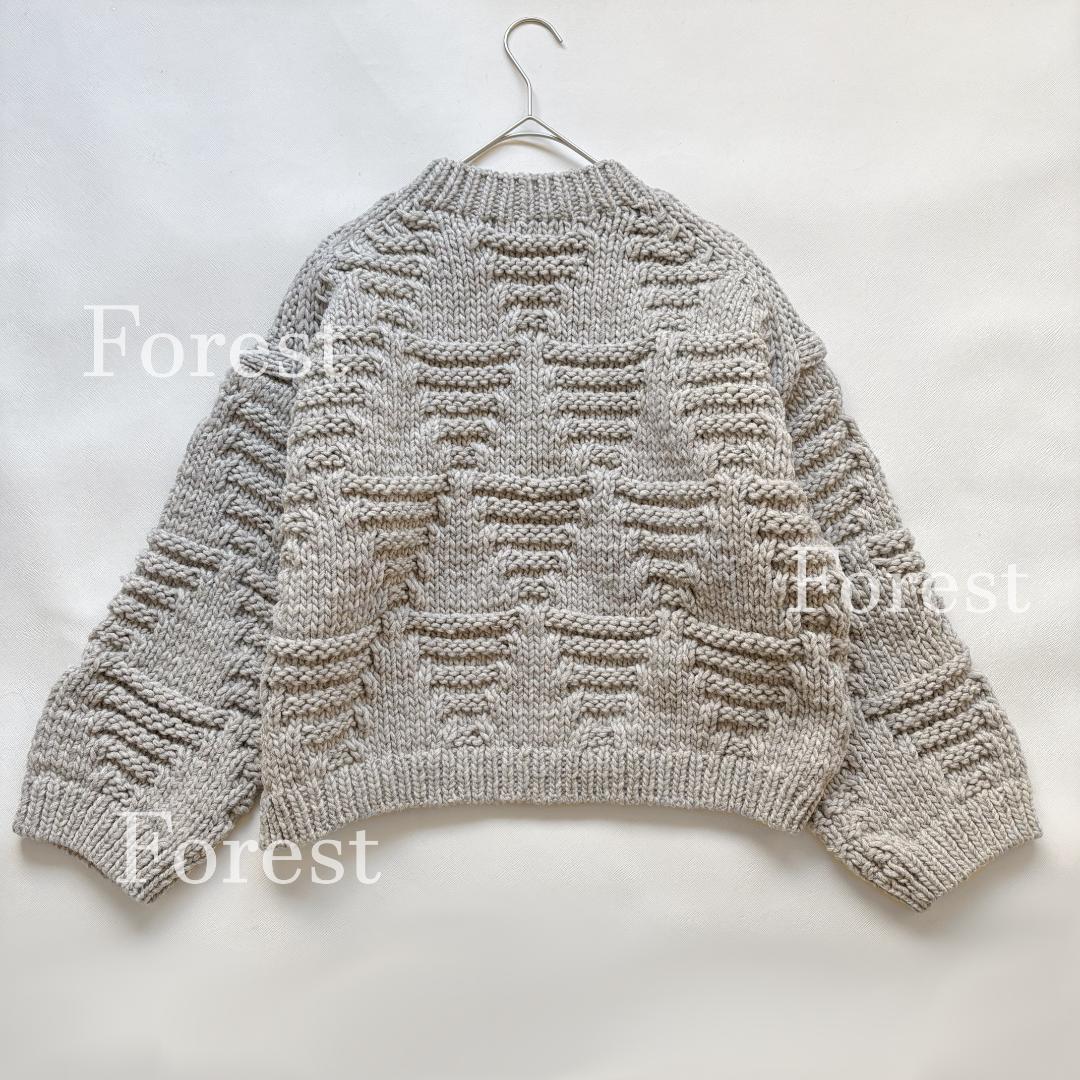 ペルートライアングルニット　sizeFREE　かぐれ