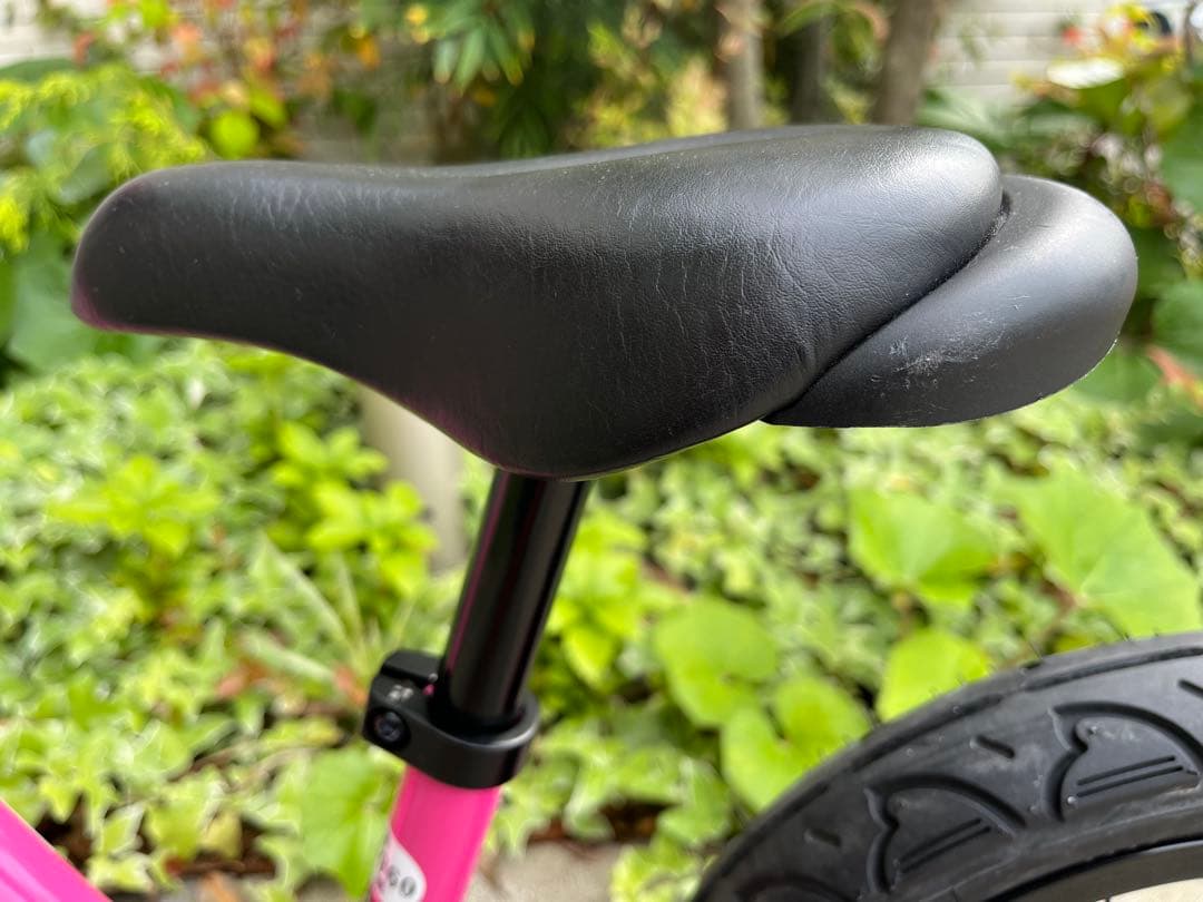 TREK　Kickster　トレック　キックバイク　ピンク