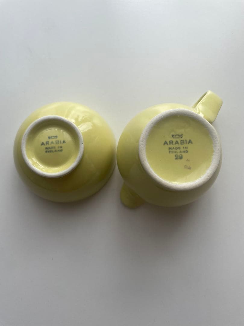 ARABIA イエロー ピッチャー