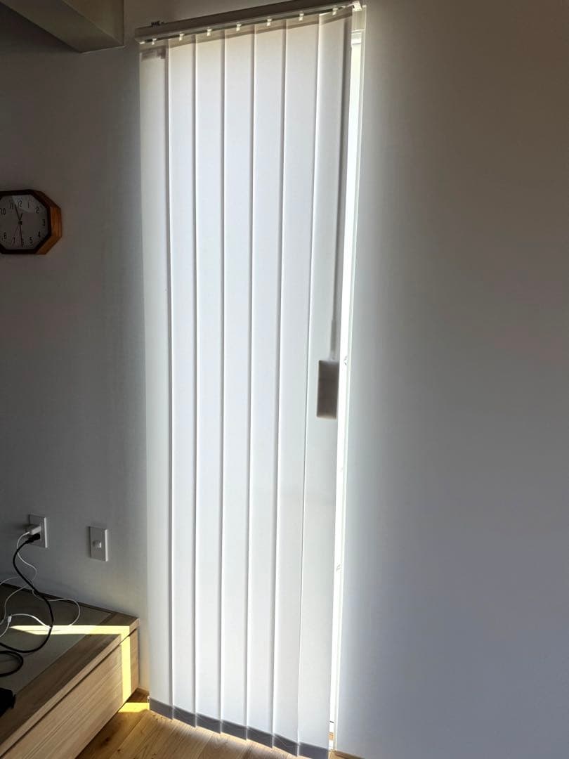 ジアス　バーチカルブラインド　2200×650 ホワイト　数ヶ月使用美品