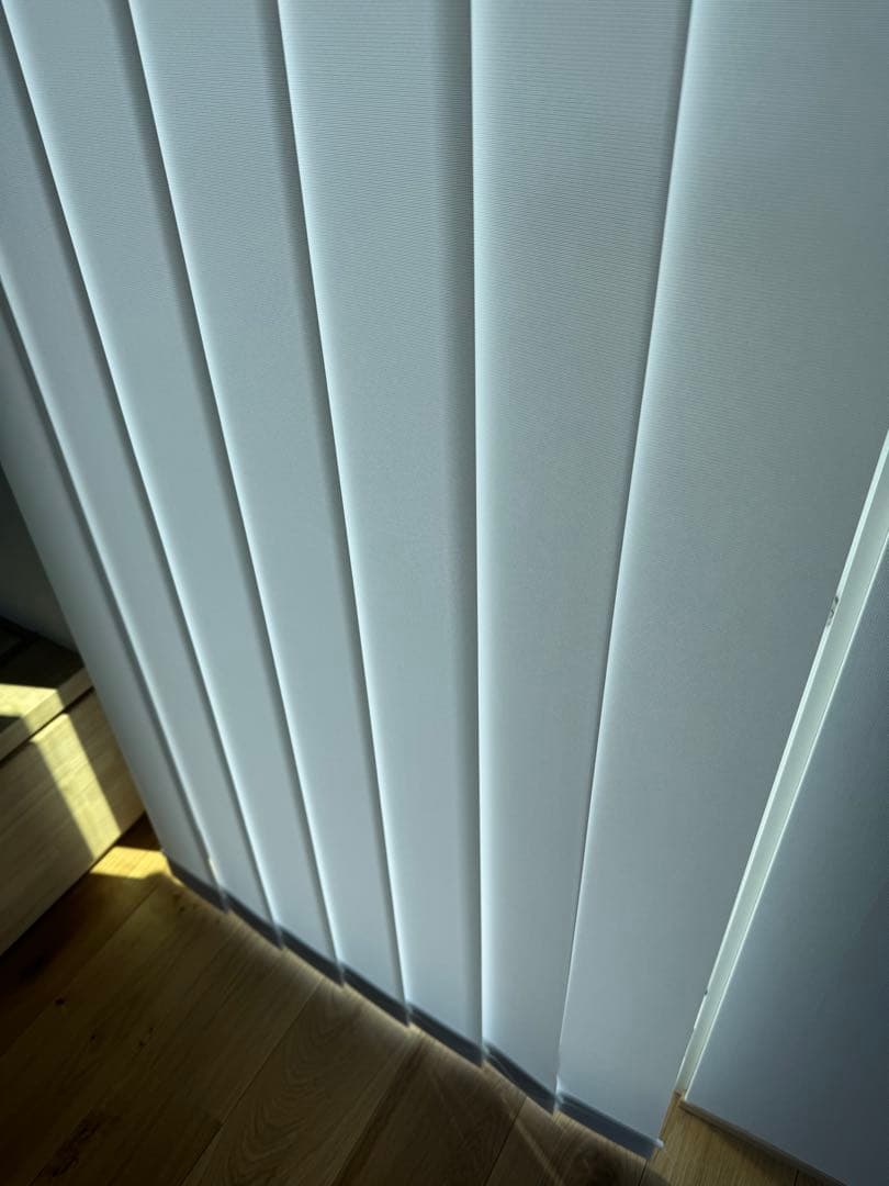 ジアス　バーチカルブラインド　2200×650 ホワイト　数ヶ月使用美品