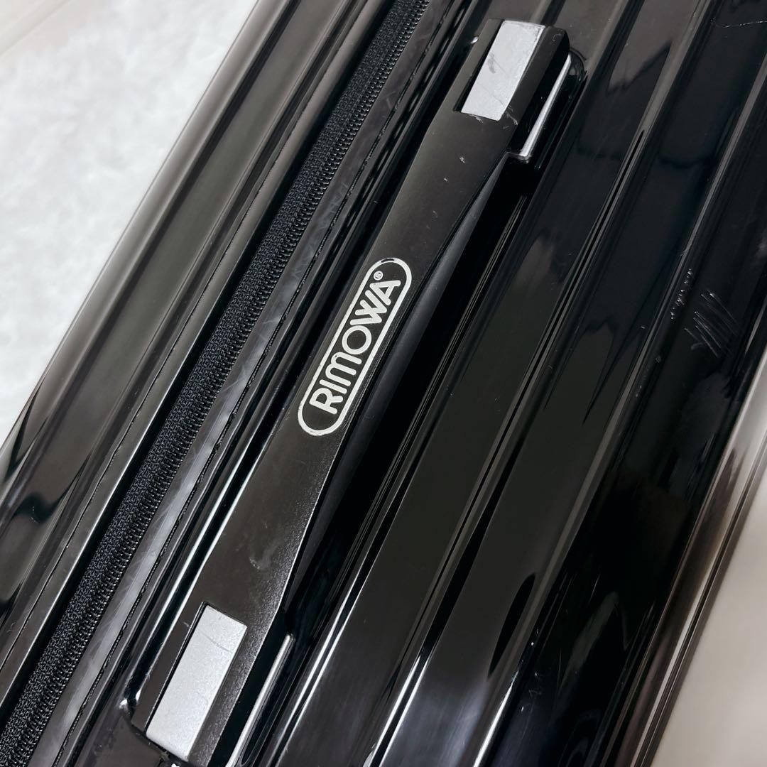 リモワ サルサ 32L 2輪 機内持ち込み ブラック×シルバー TSAロック付き