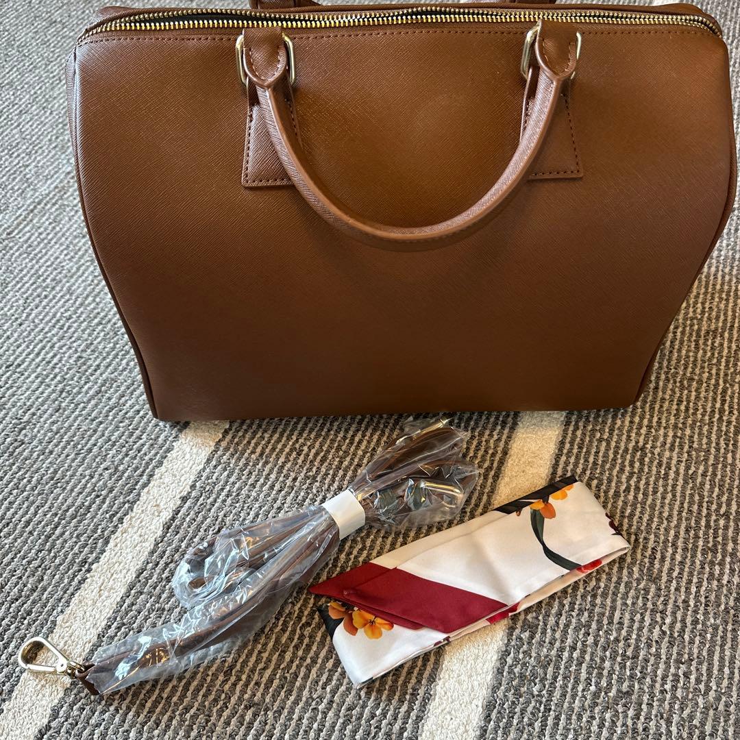 BTS MUTE BOSTON BAG (ブラウン)