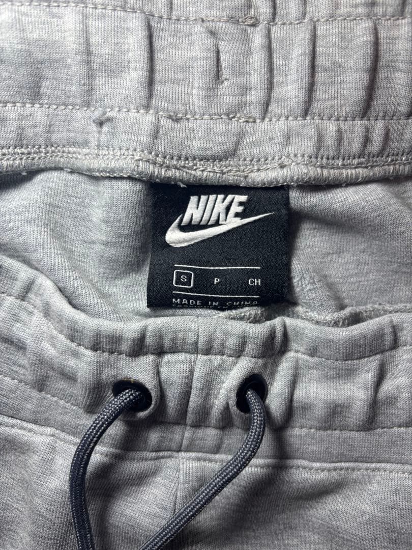 グレー メンズテックフリース セットアップ NIKE 廃盤