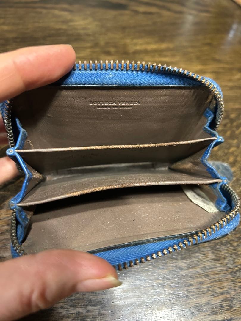 Bottega Veneta ケース 青 イントレチャート　パイソン