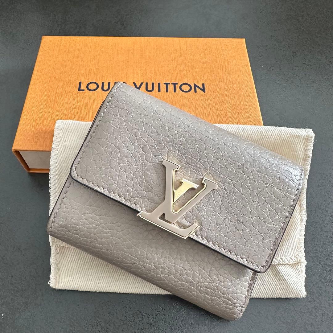 ルイヴィトン ポルトフォイユ カプシーヌ XS ガレ 三つ折り財布 ベージュ