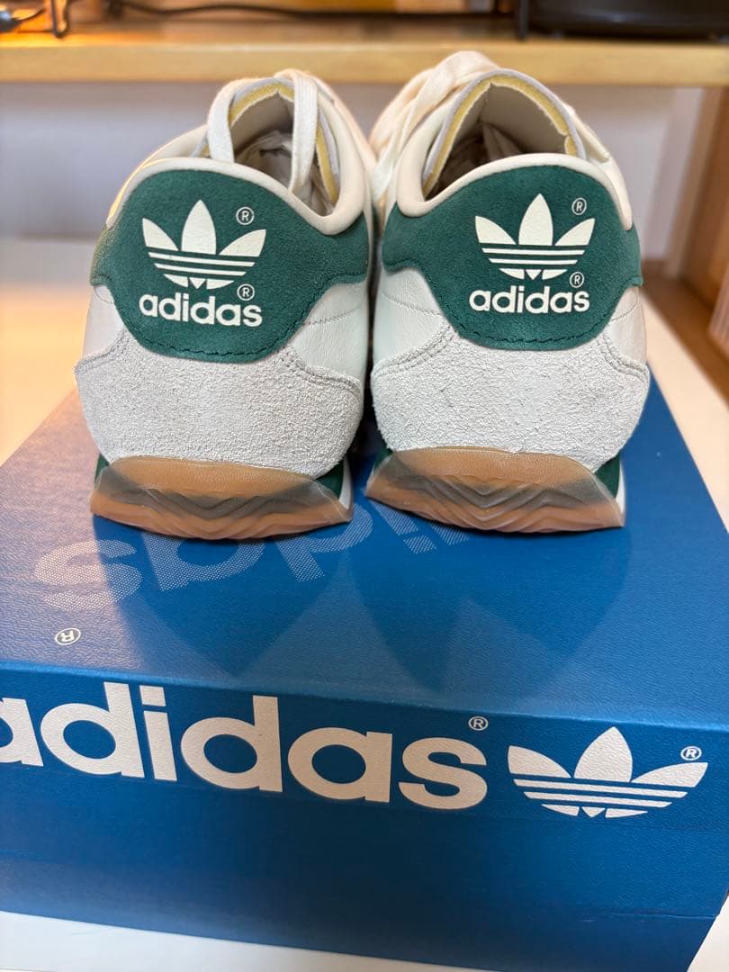 adidas スニーカー ホワイト/グリーン