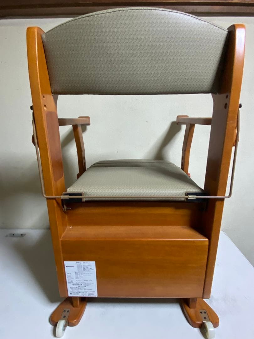 ほぼ未使用 Panasonic 家具調トイレ 座楽アウポット 自宅保管品 椅子